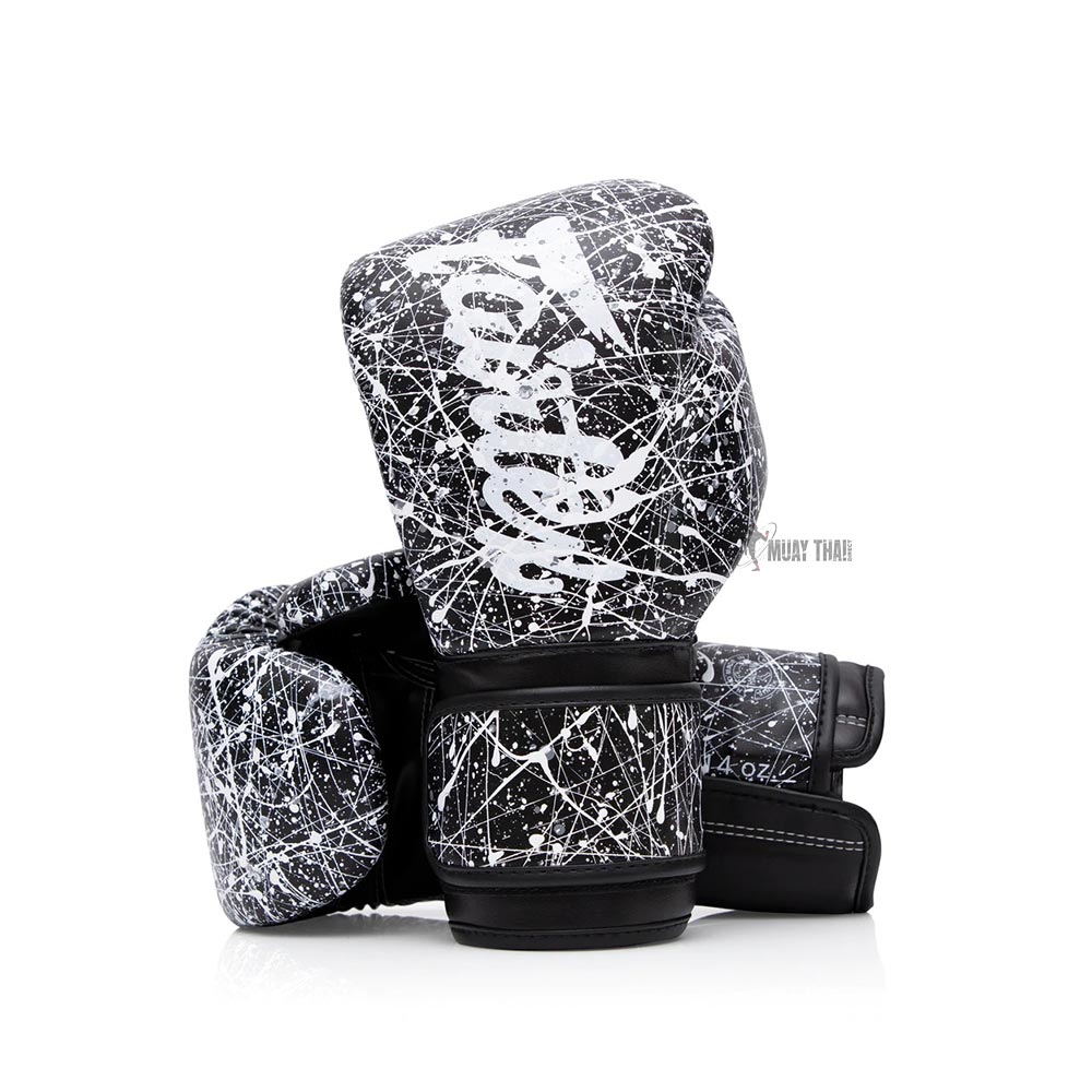 Black Painter Boxing Gloves | Korean Style | Muay Thai Direct